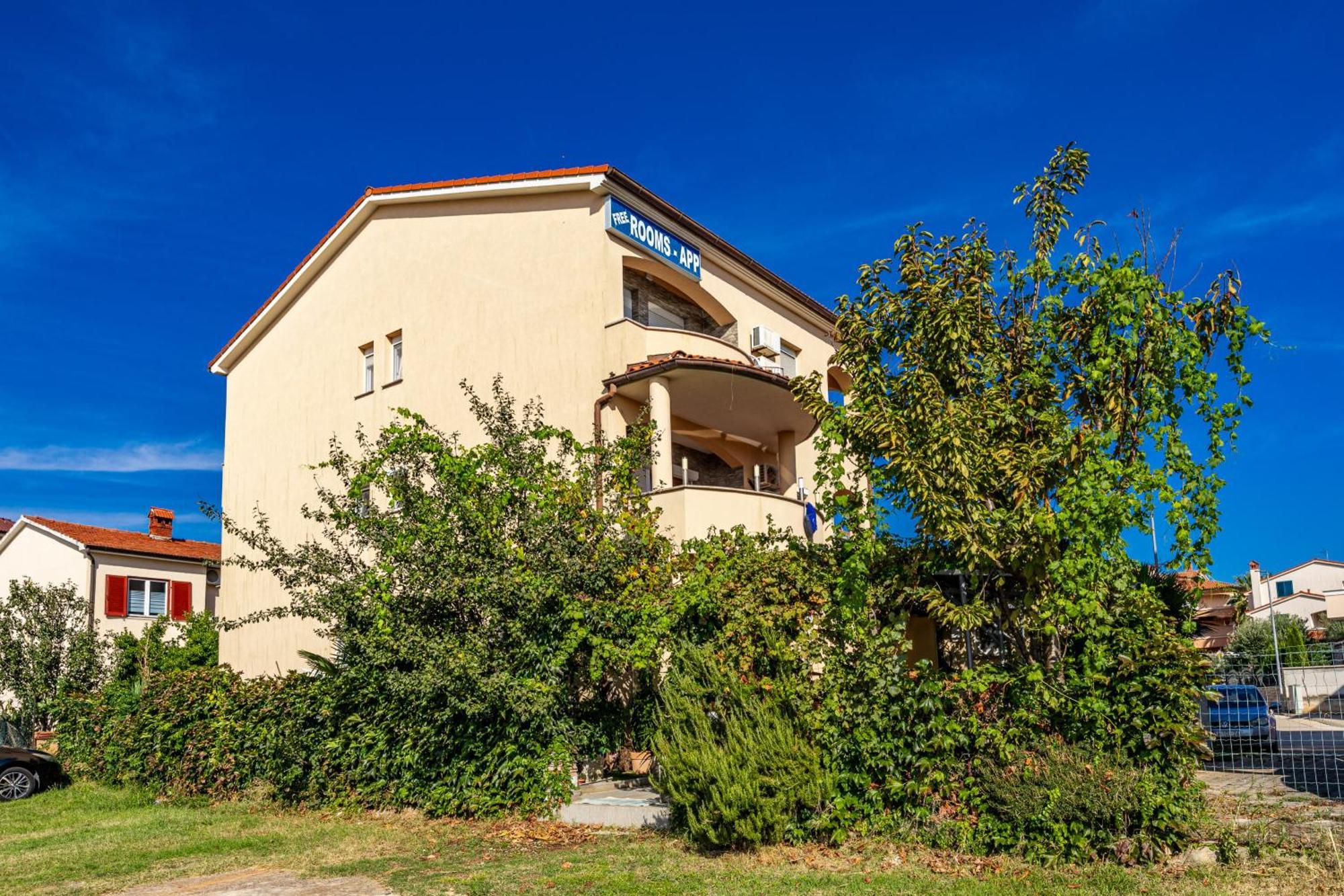 Apartments Mijic メドゥリン エクステリア 写真